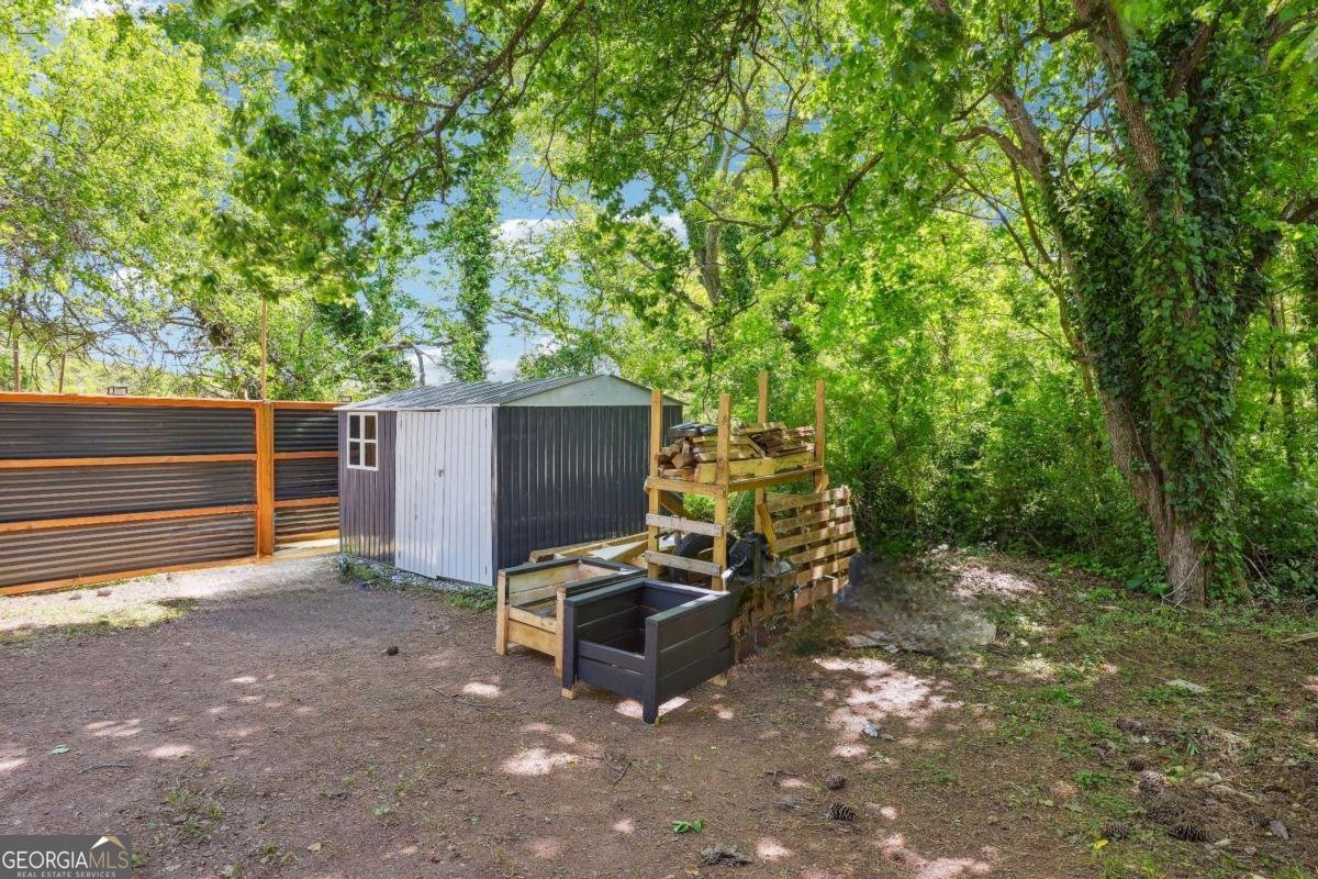 877 Lee Andrews Avenue Atlanta - 11