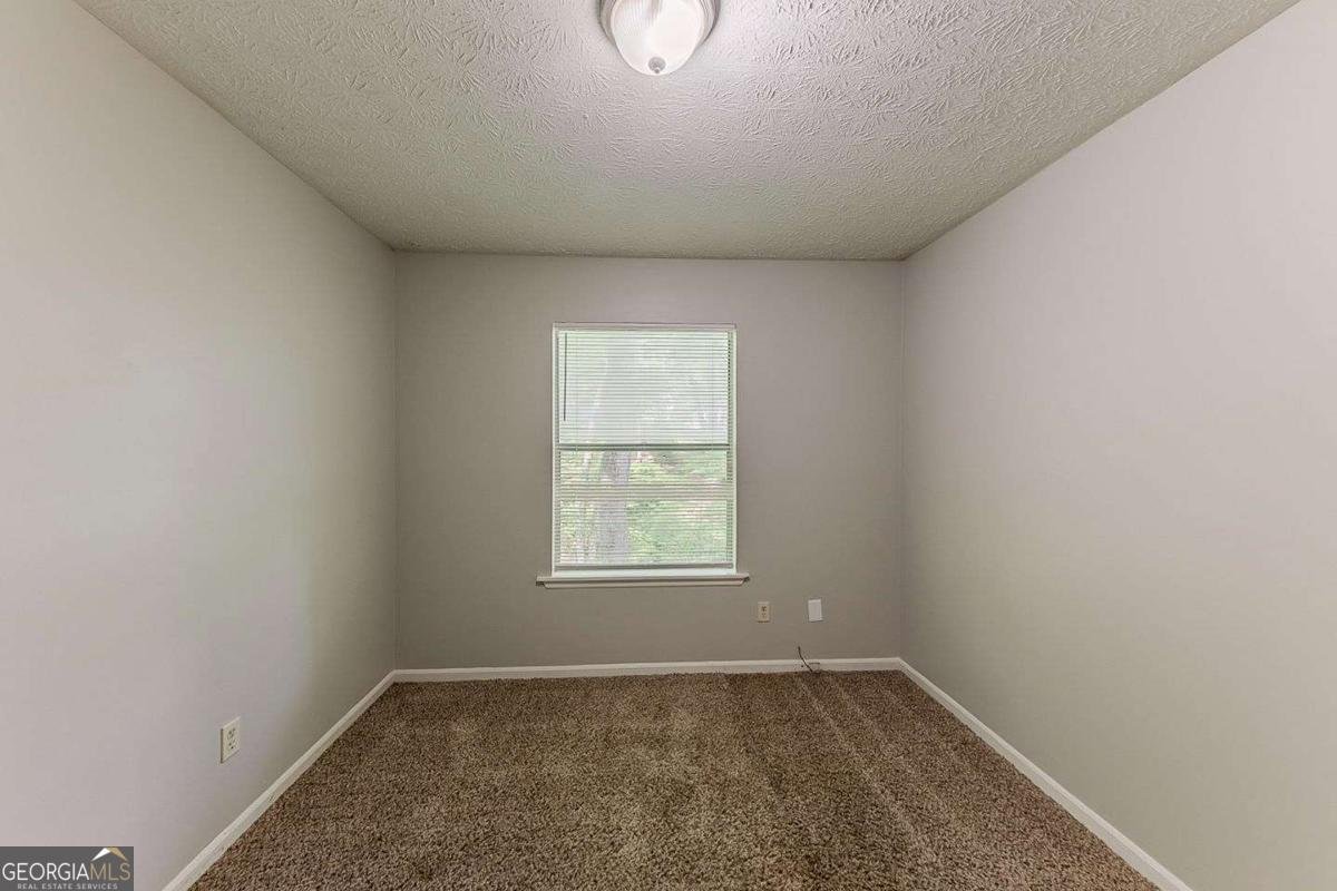 5307 Jay Way Lilburn - 8