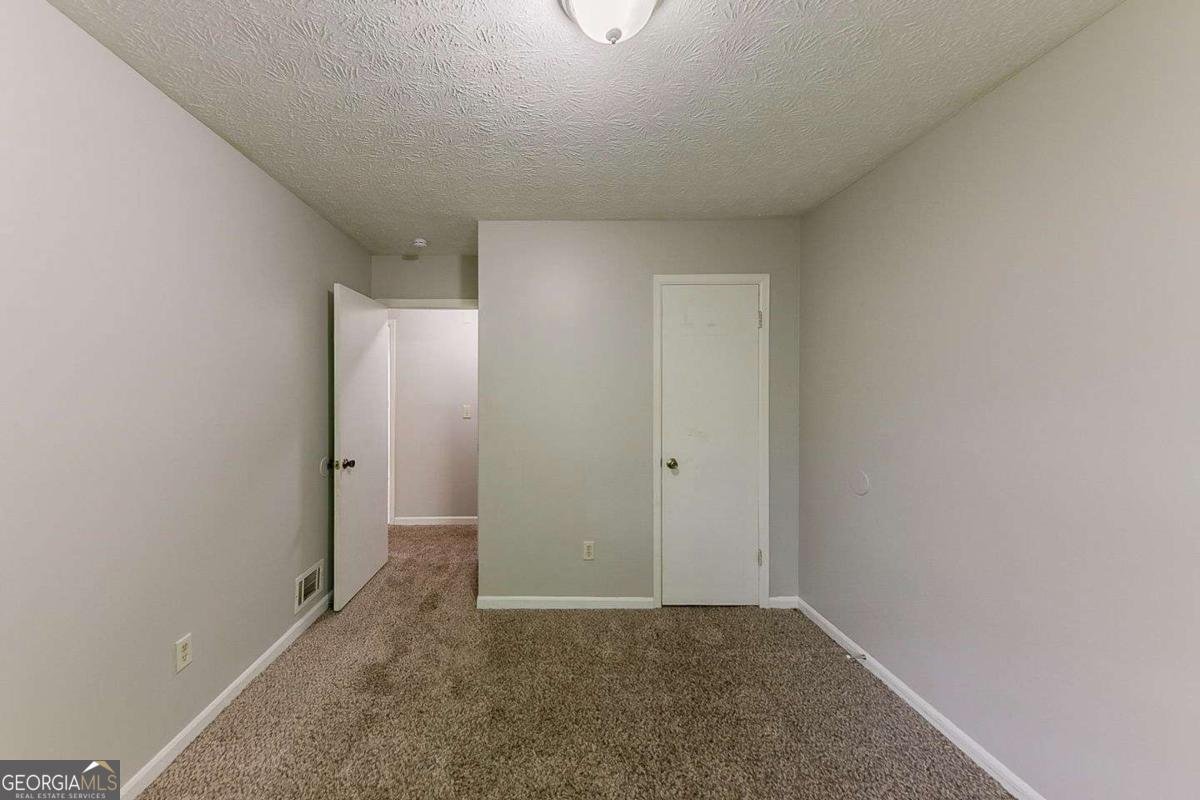 5307 Jay Way Lilburn - 9