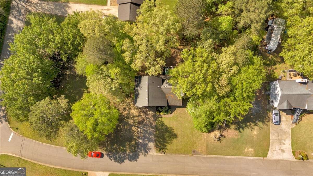 111 Amberwood Lane Euharlee - 33