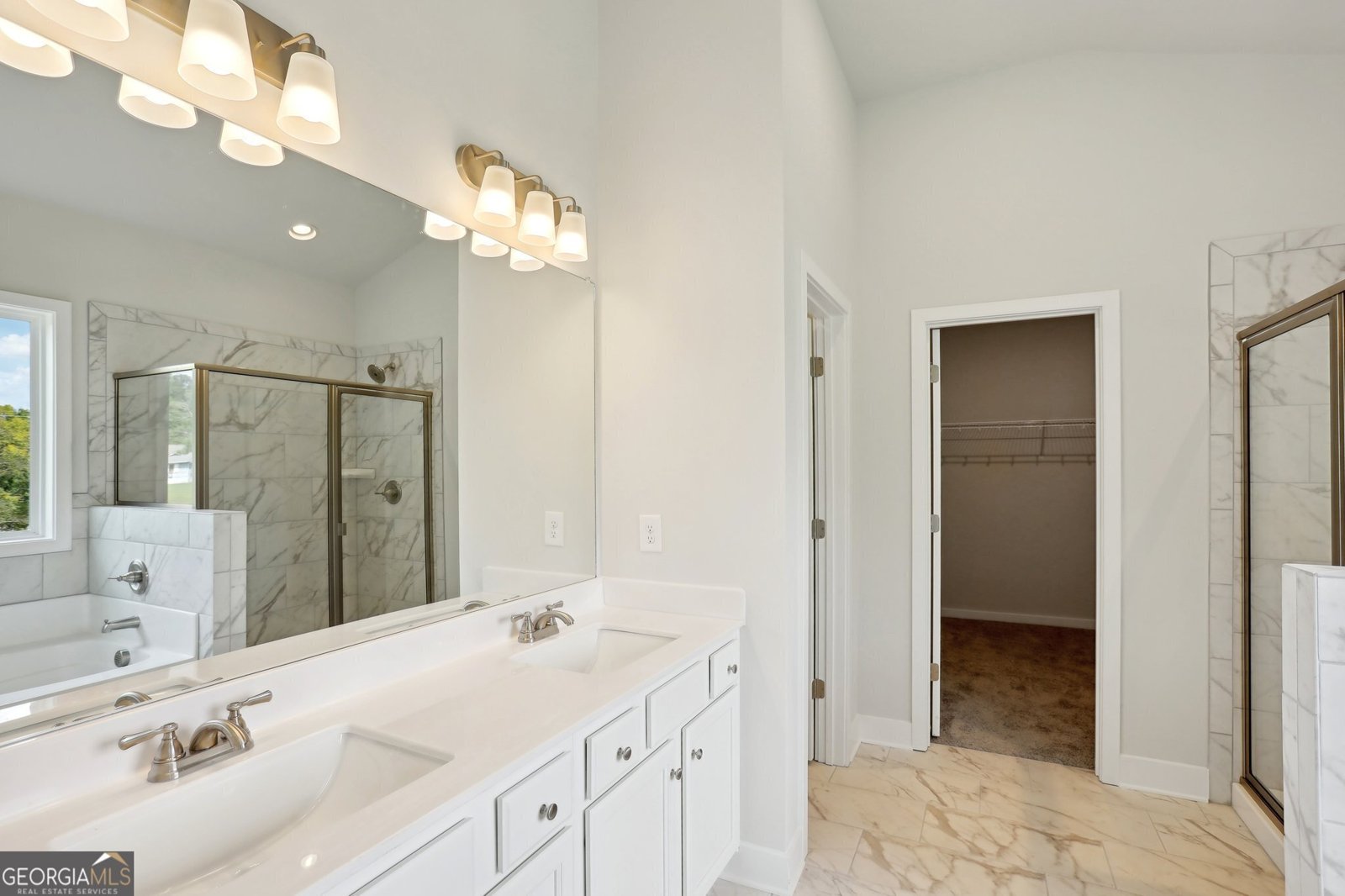 5352 Milford Drive Gainesville - 33