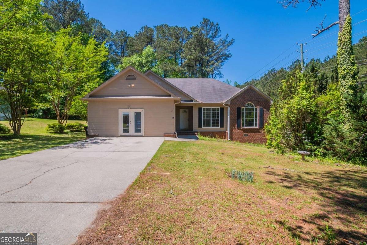 101 Valleydale Drive Stockbridge - 1
