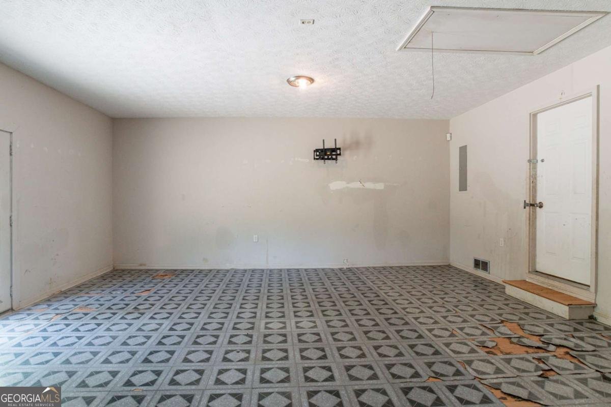 101 Valleydale Drive Stockbridge - 13