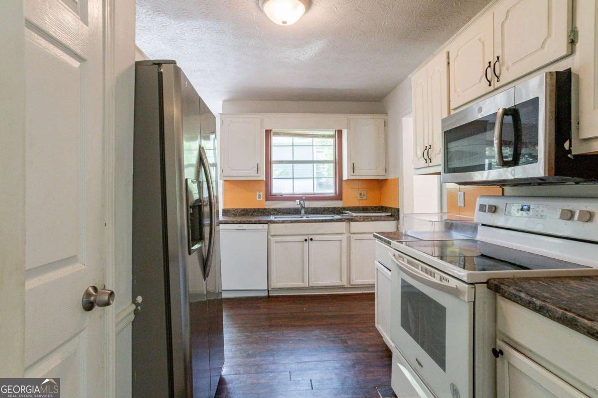 101 Valleydale Drive Stockbridge - 2