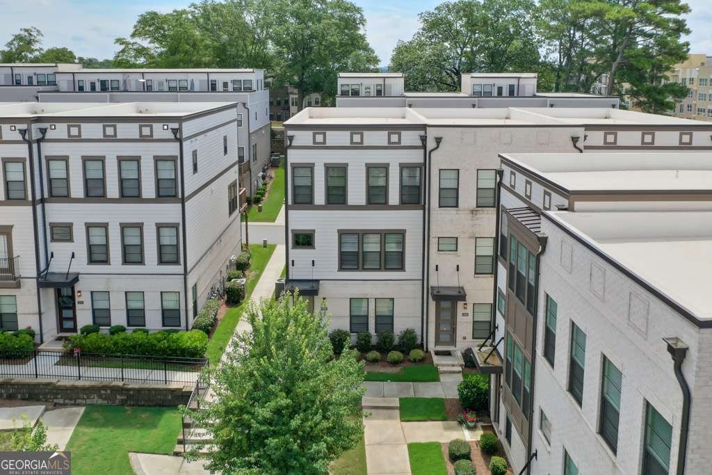 2032 Holtz Lane Atlanta - 34