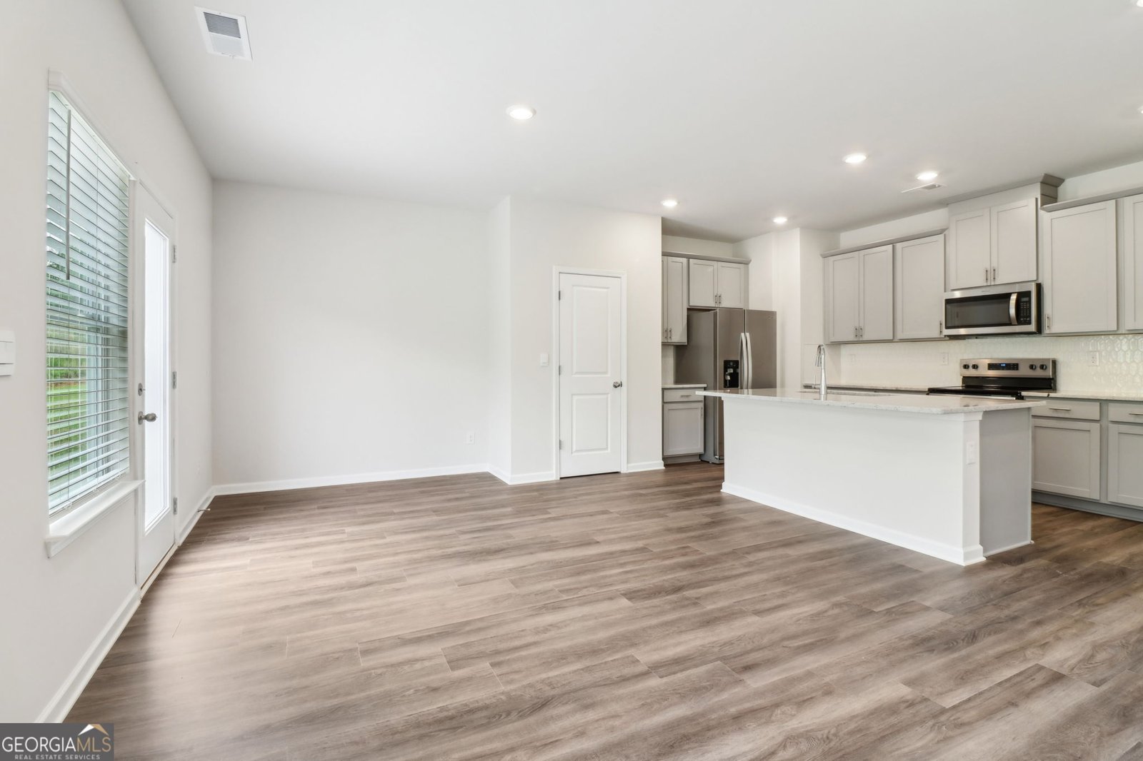 2762 Aralynn Way College Park - 13