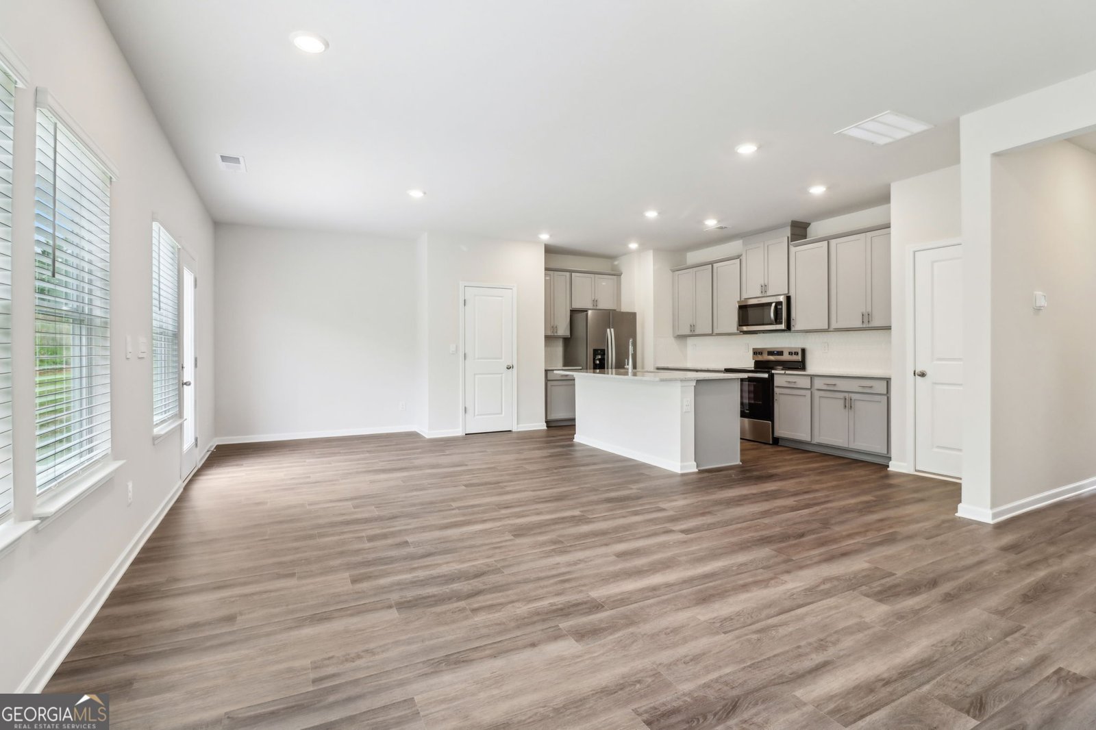 2762 Aralynn Way College Park - 15