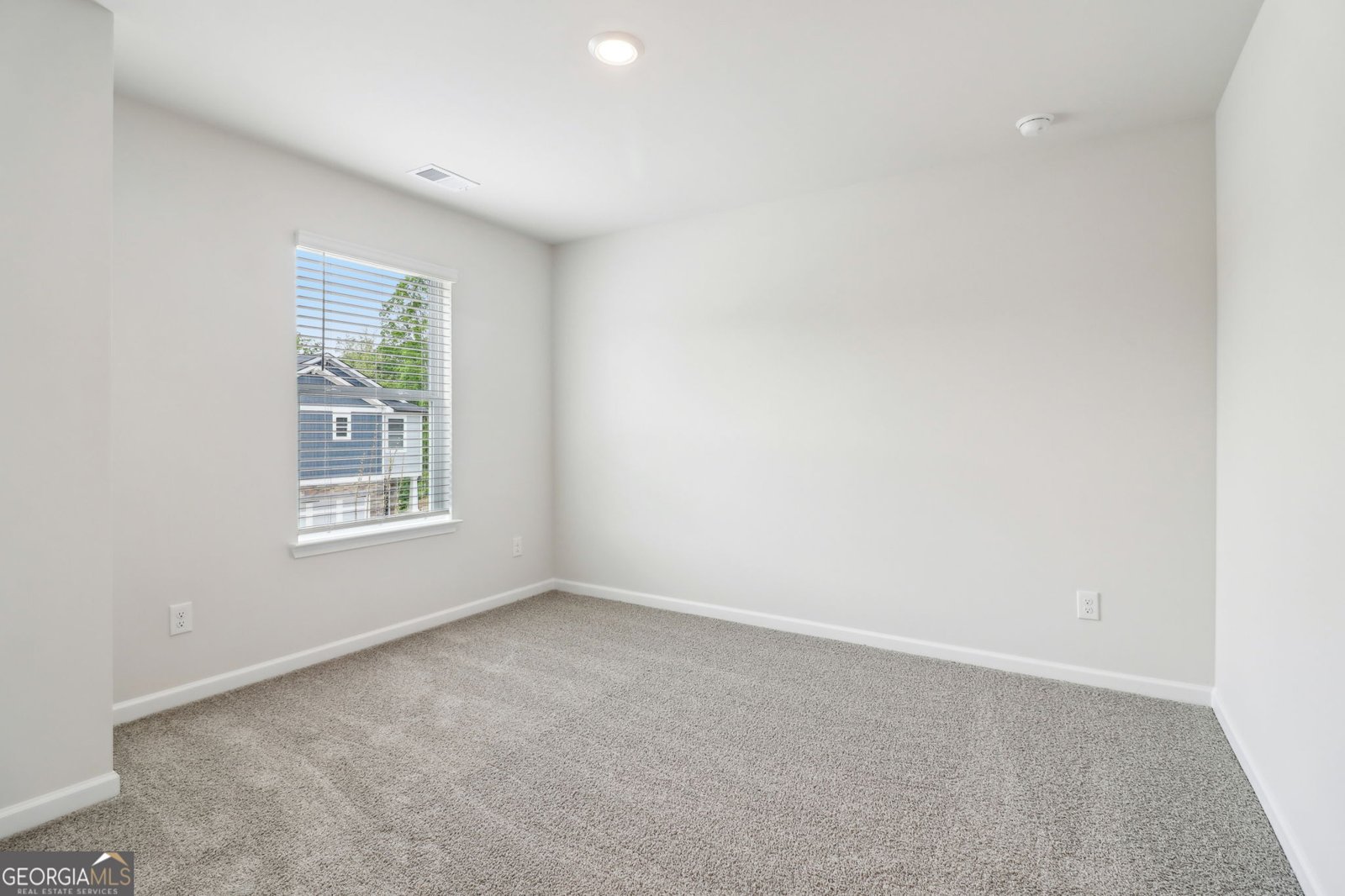 2762 Aralynn Way College Park - 28