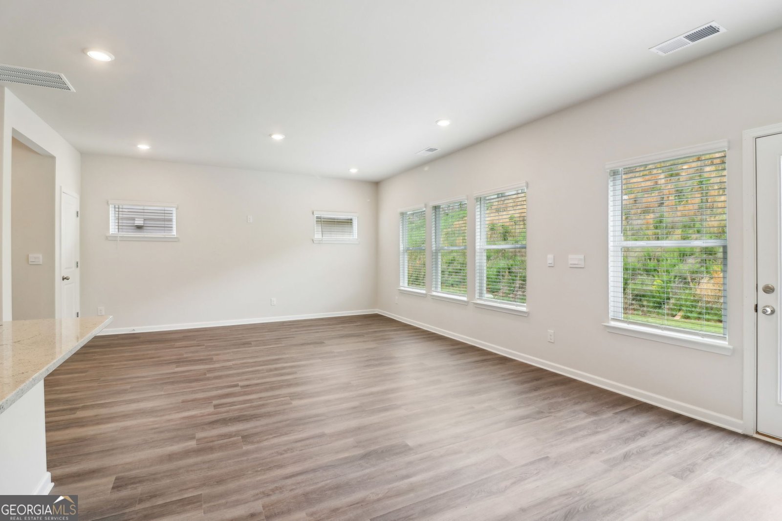 2762 Aralynn Way College Park - 7