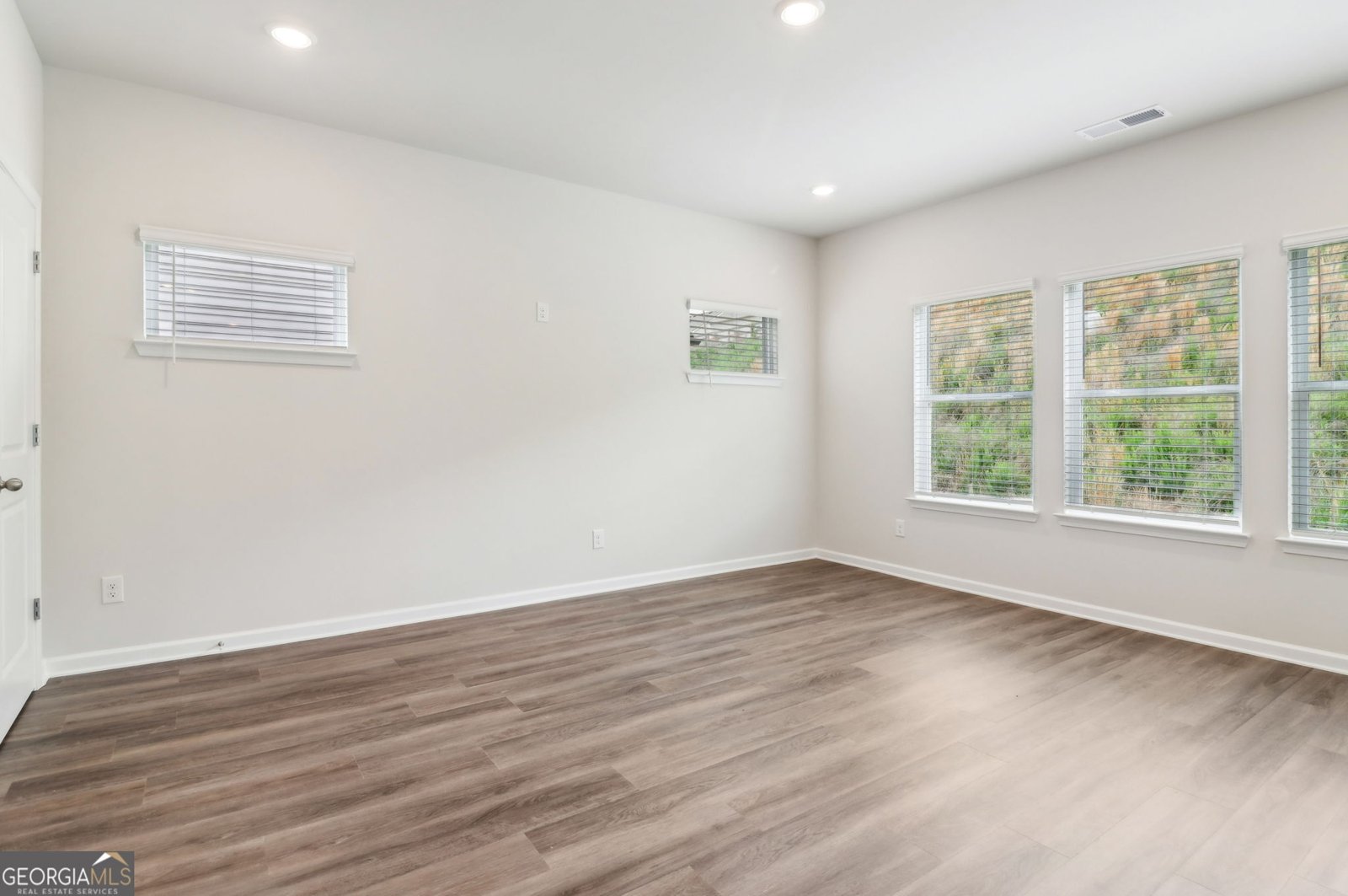 2762 Aralynn Way College Park - 9