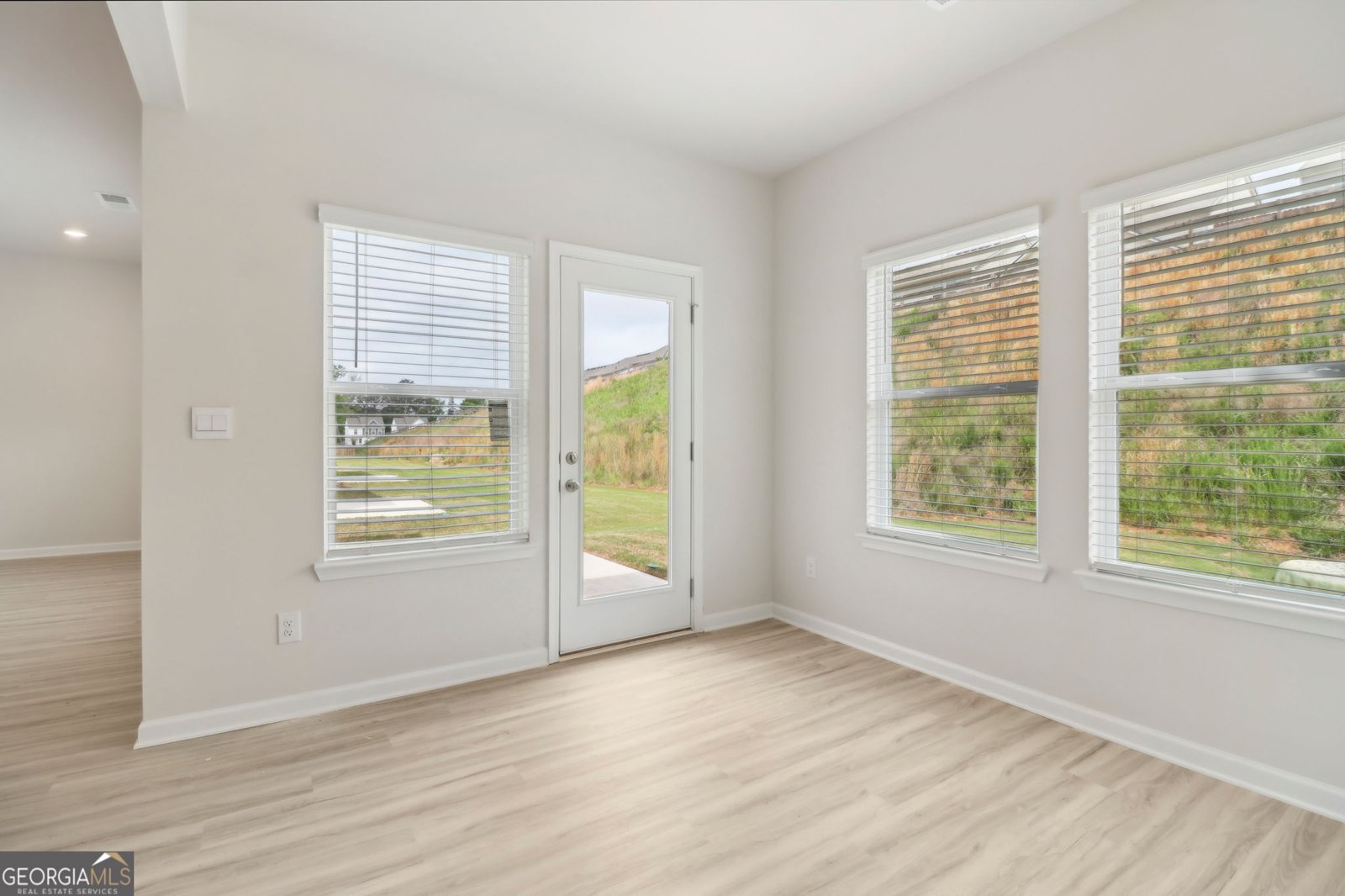 2764 Aralynn Way College Park - 11