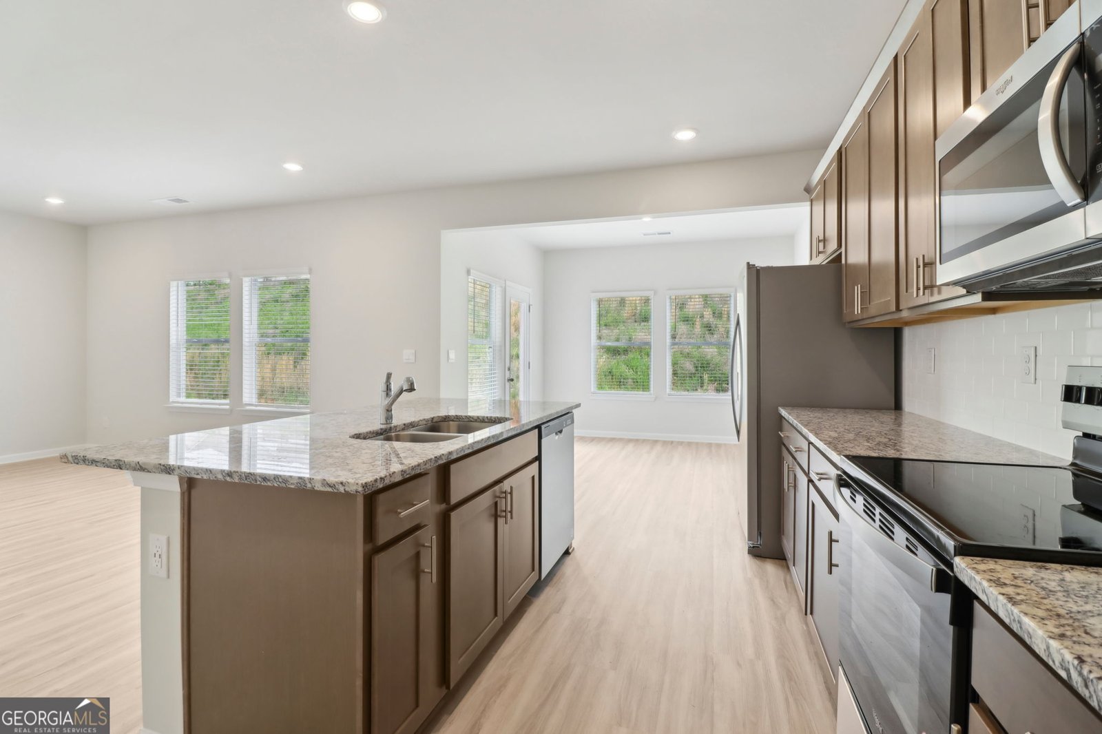 2764 Aralynn Way College Park - 14