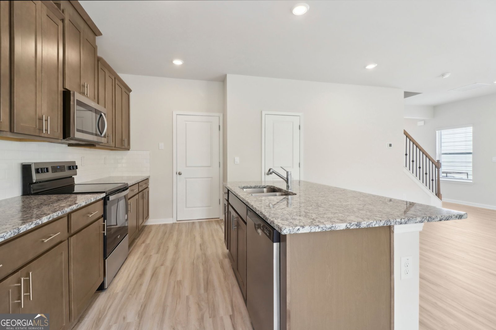 2764 Aralynn Way College Park - 18