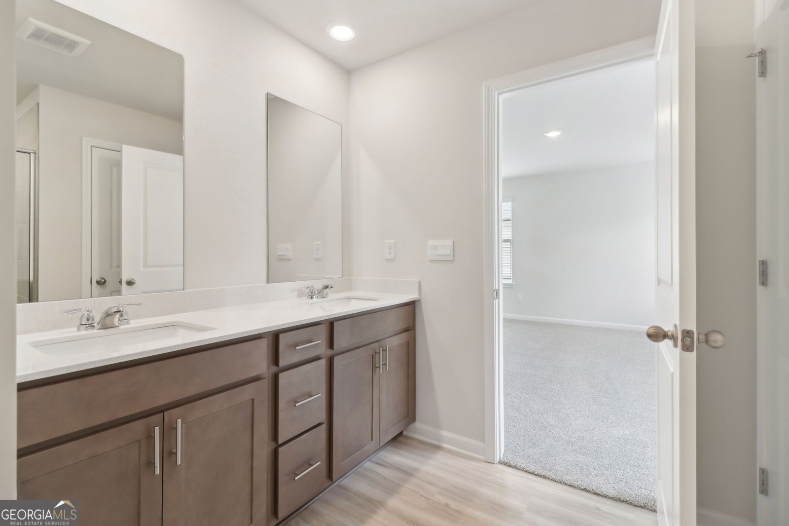 2764 Aralynn Way College Park - 29