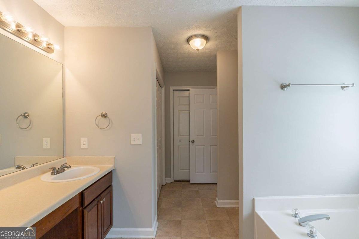 6205 Leverett Drive Lithonia - 14