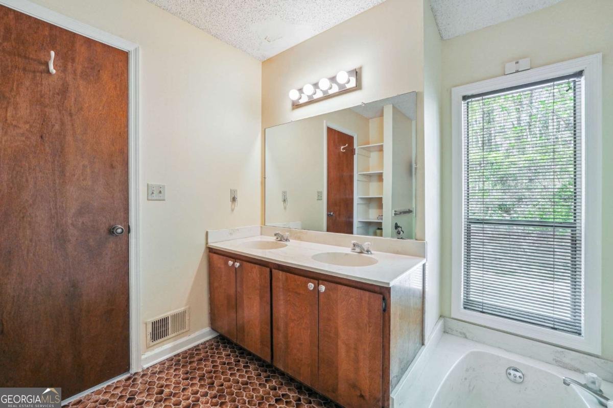 1735 Little Willeo Road Marietta - 24