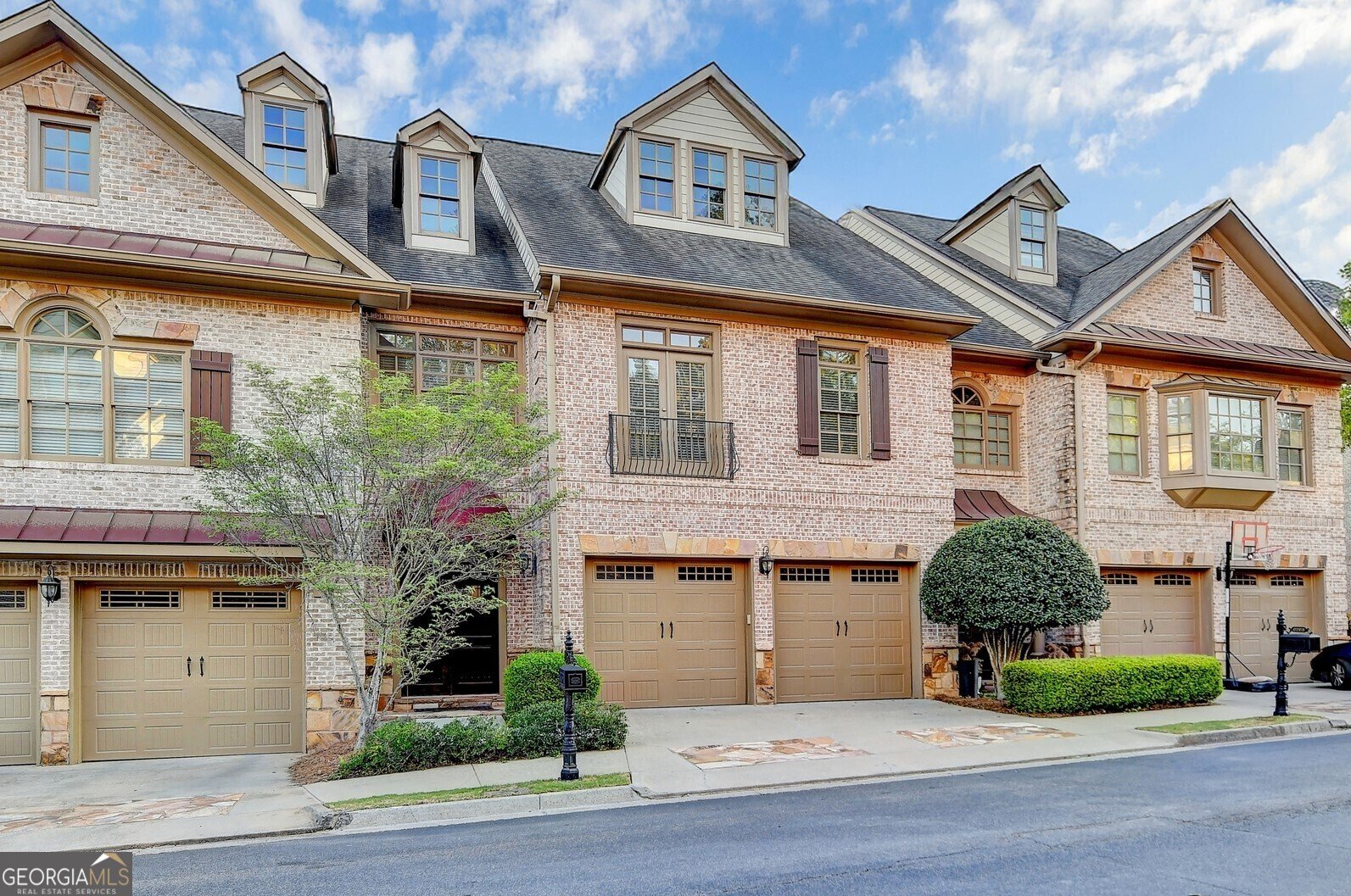 6273 Clapham Lane Johns Creek - 2
