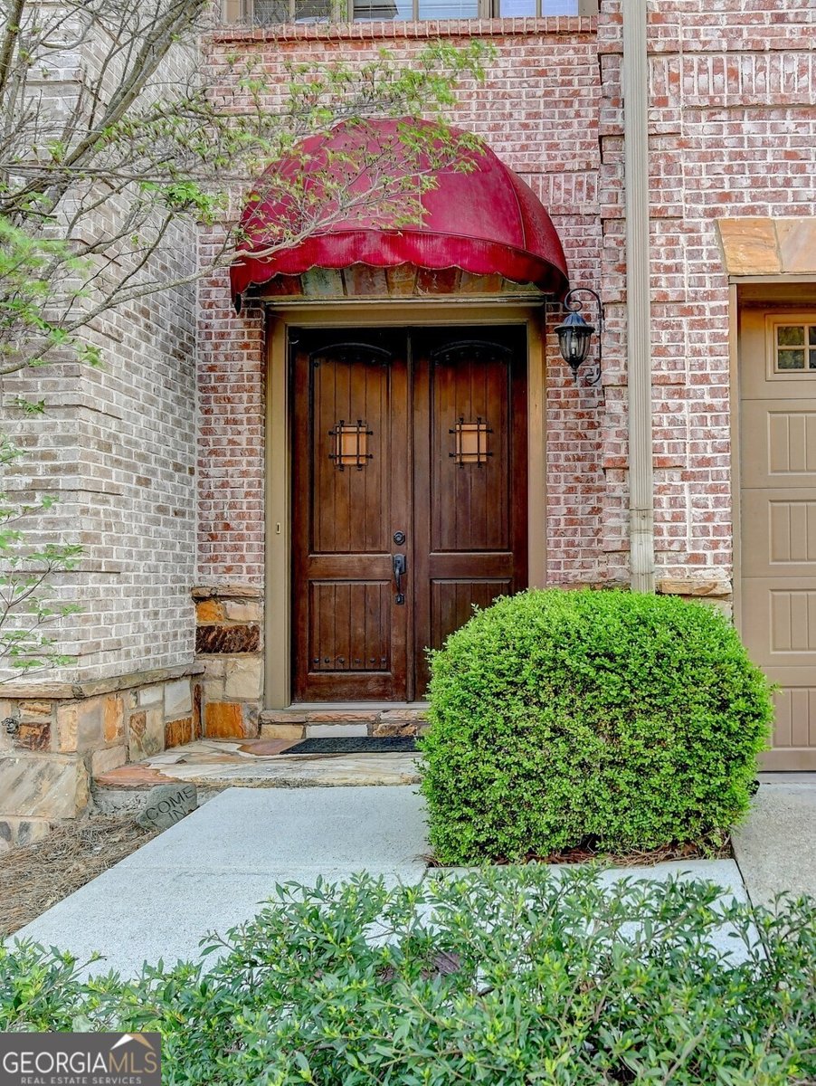 6273 Clapham Lane Johns Creek - 3