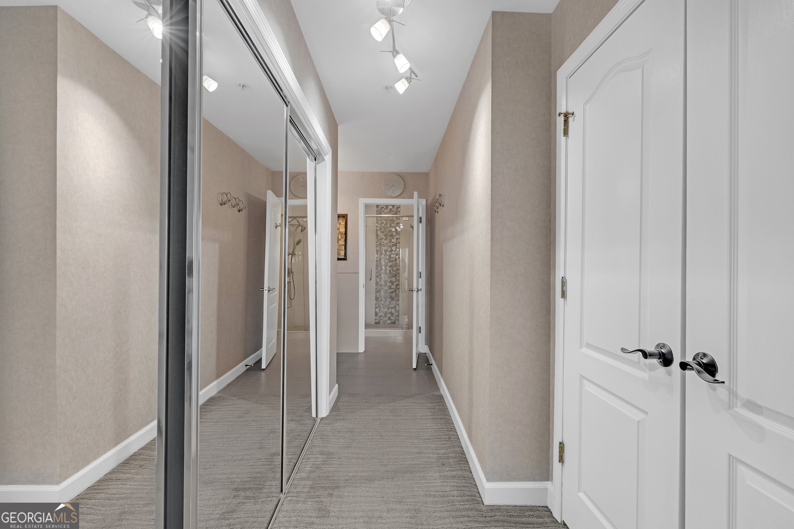3475 Oak Valley Road Atlanta - 24