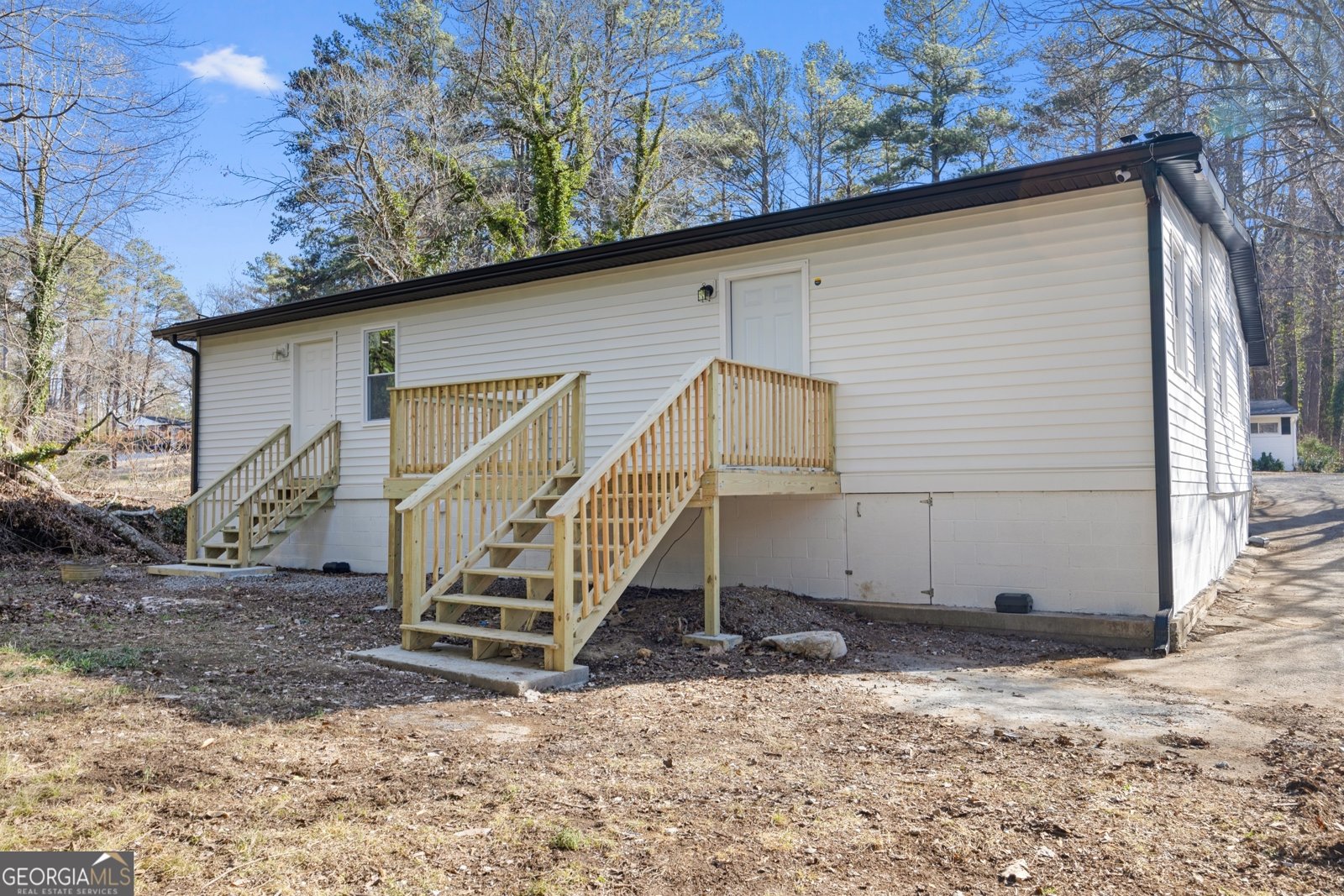 2529 Dale Creek Drive Atlanta - 25