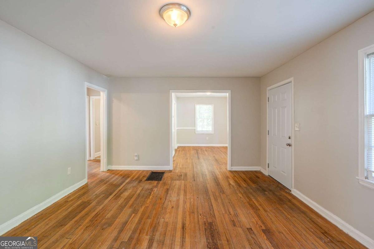 1328 Lockhaven Circle Atlanta - 4