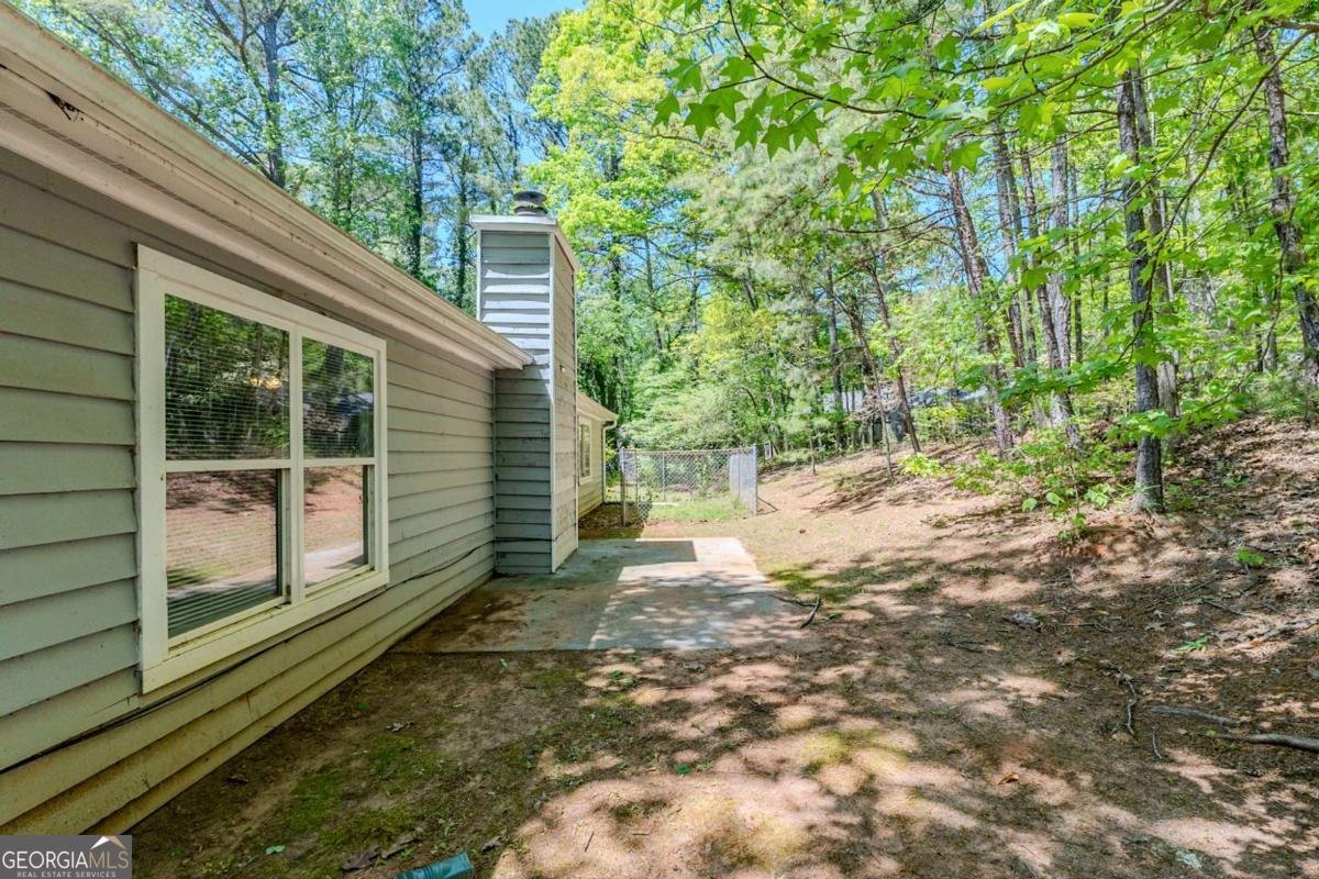 1665 Dunbarton Drive Lithonia - 23