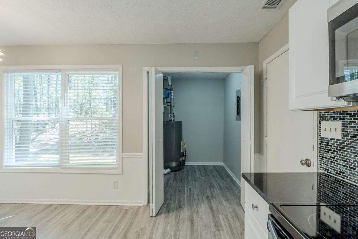 1665 Dunbarton Drive Lithonia - 9