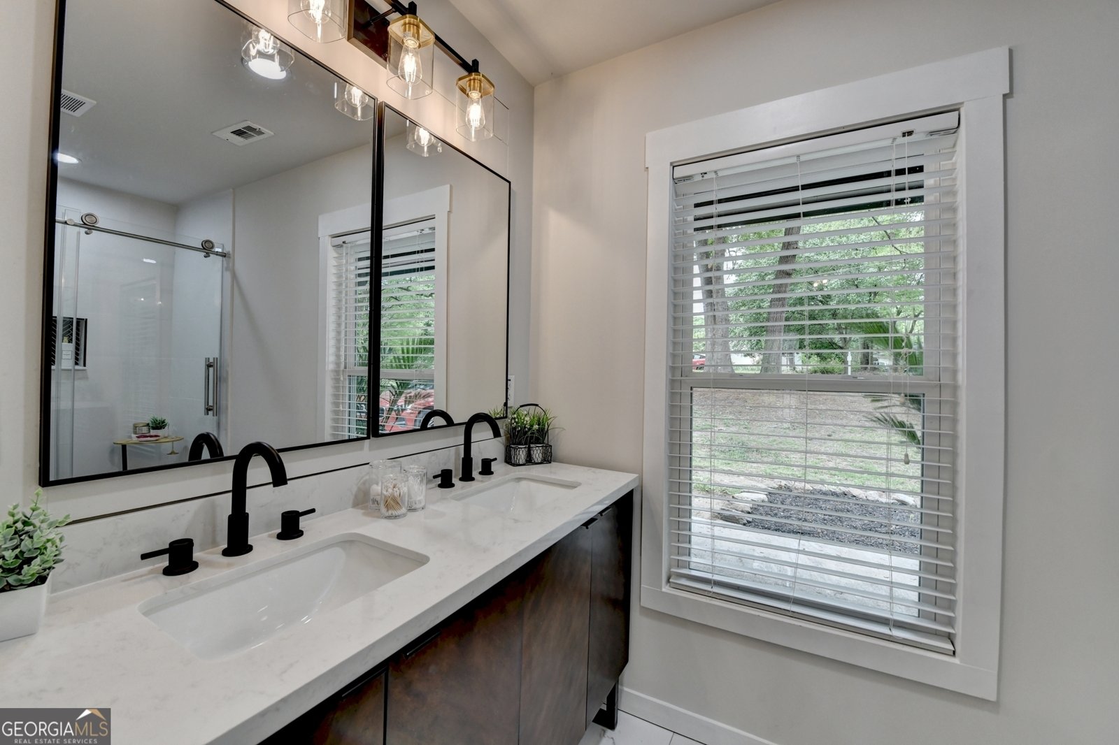 226 Sandra Drive Lilburn - 33