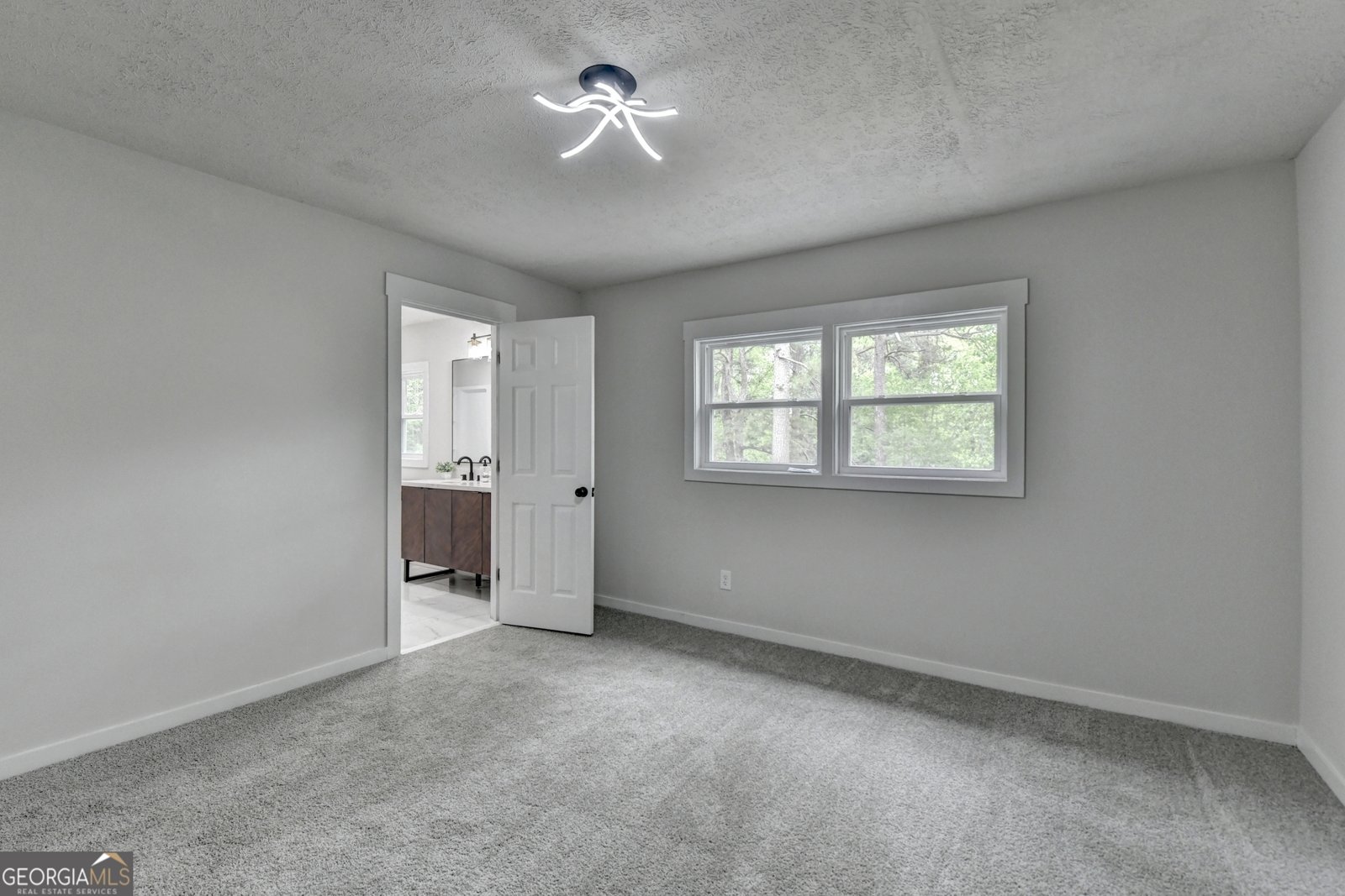 226 Sandra Drive Lilburn - 39
