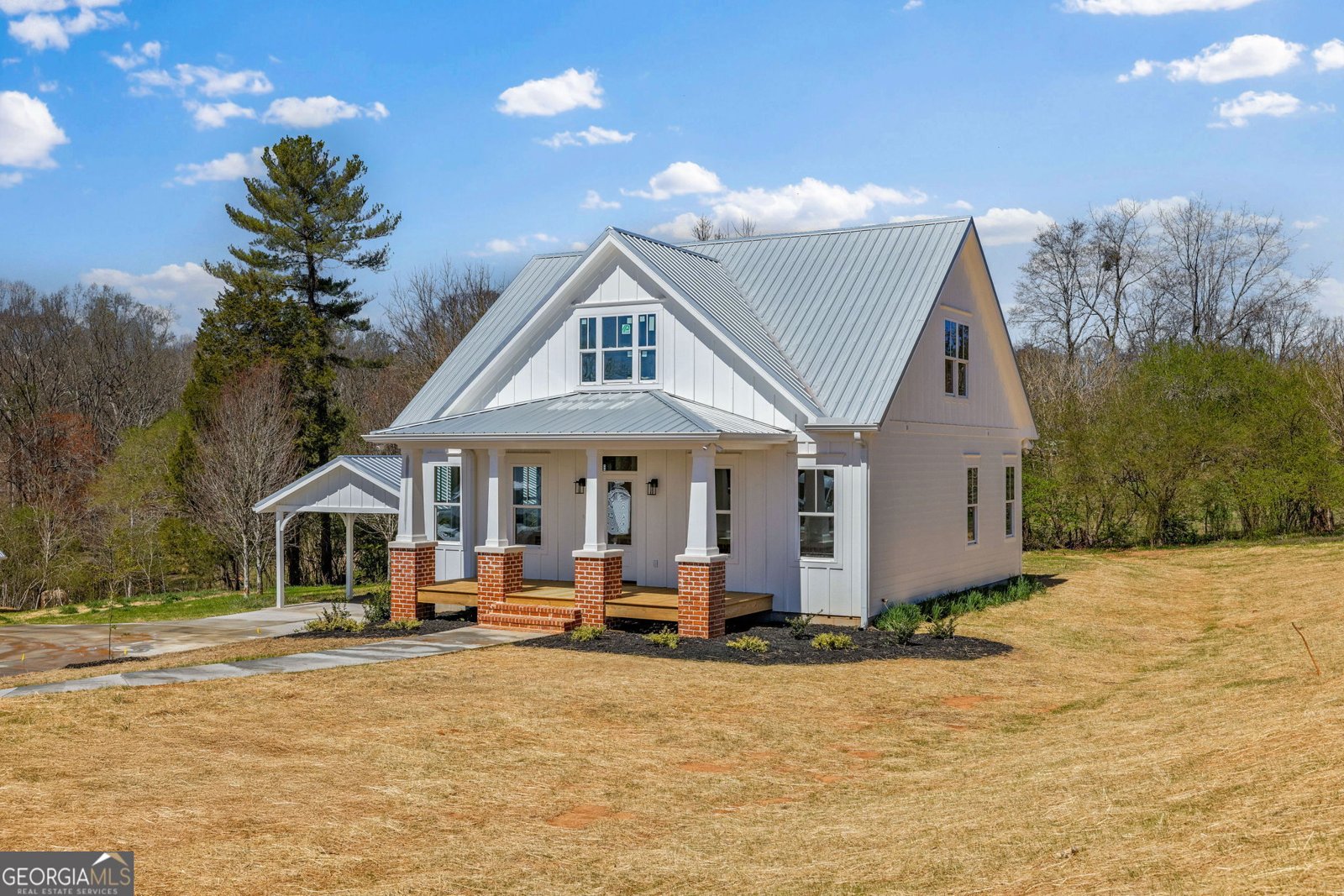 409 Roper Drive Clarkesville - 1