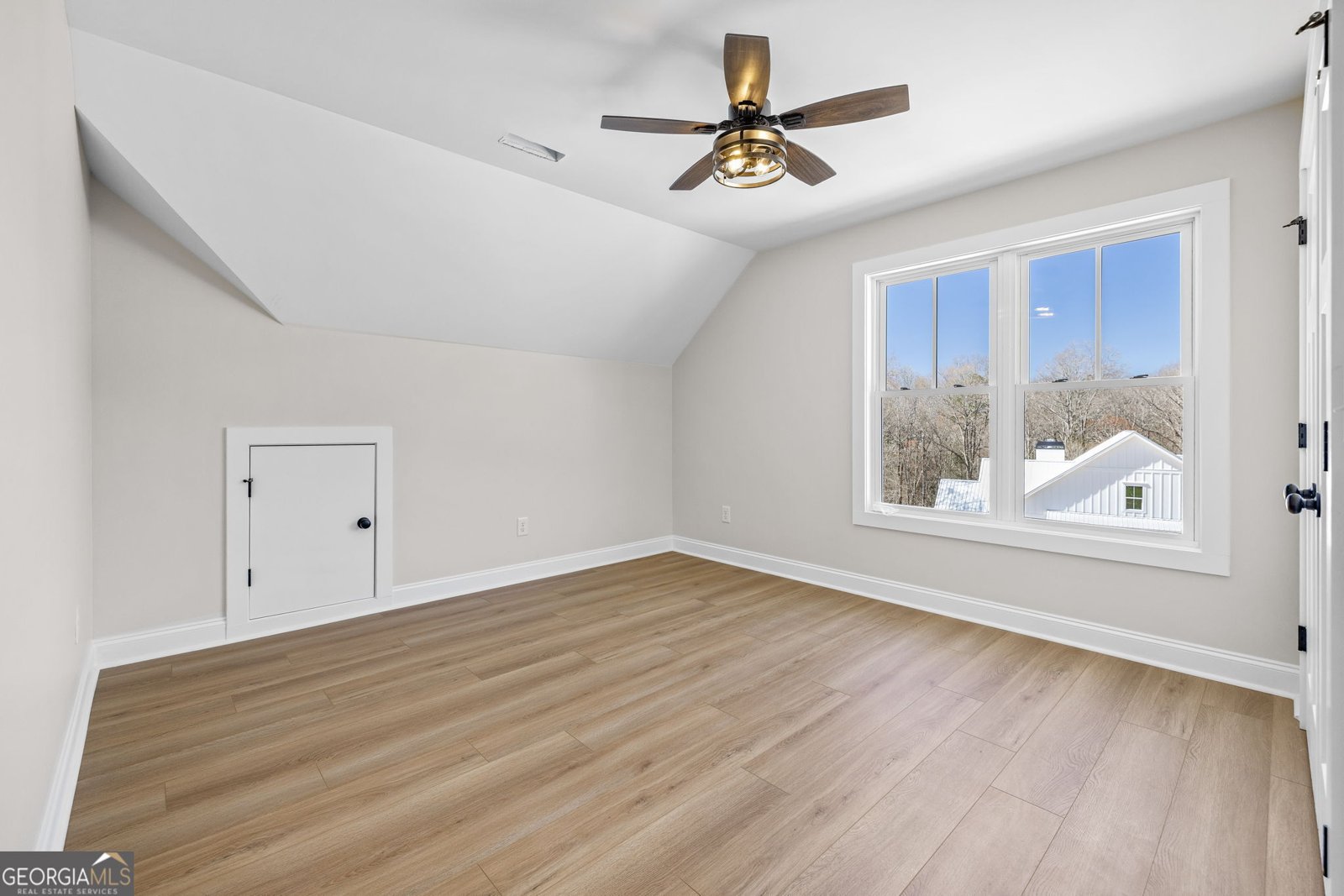 409 Roper Drive Clarkesville - 19