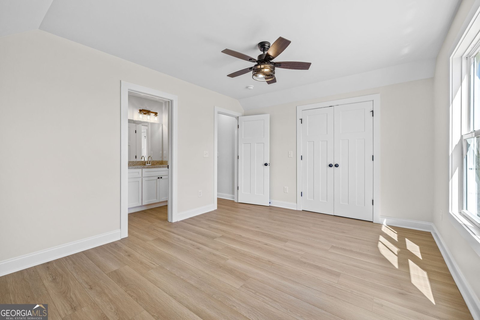 409 Roper Drive Clarkesville - 23