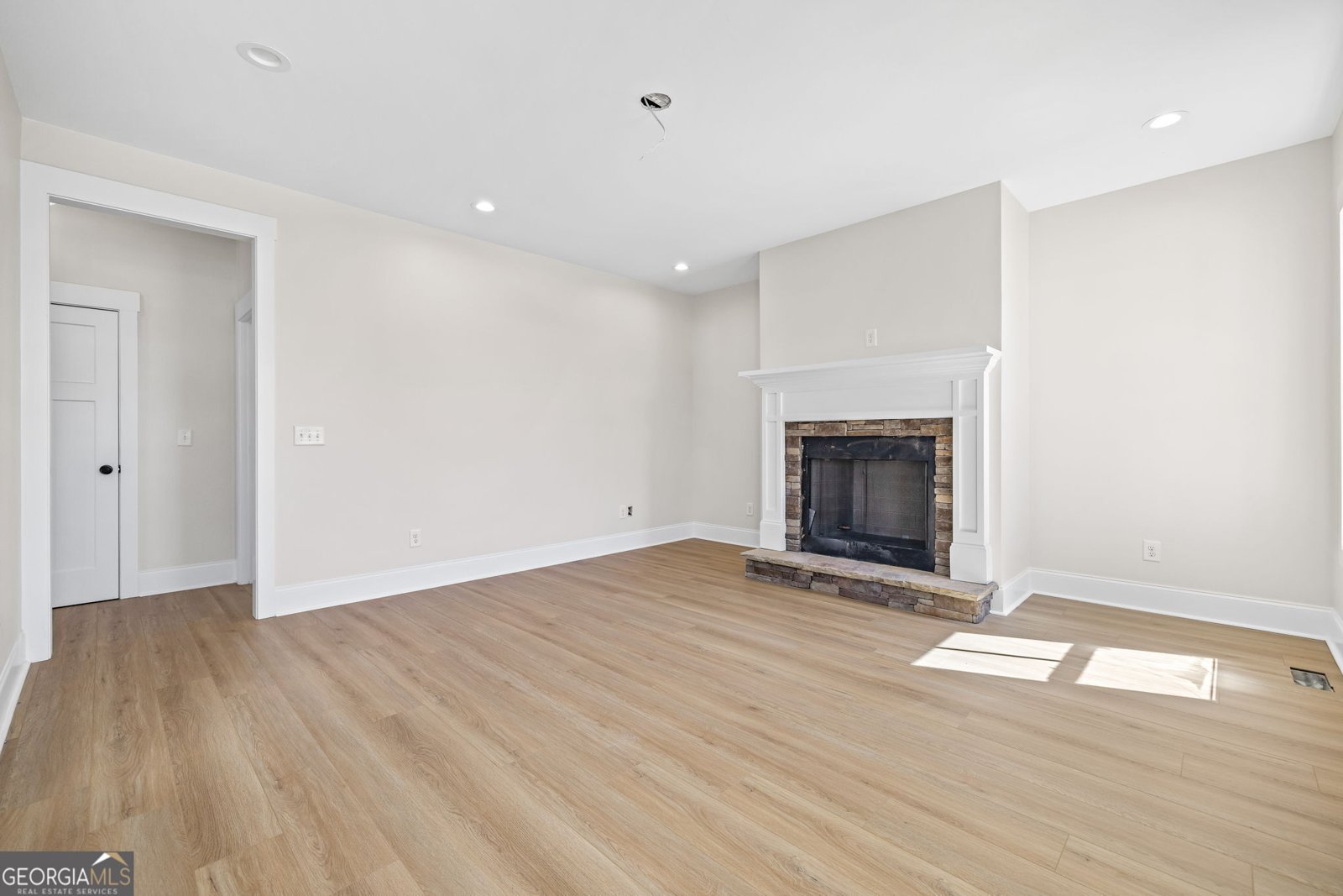 409 Roper Drive Clarkesville - 5