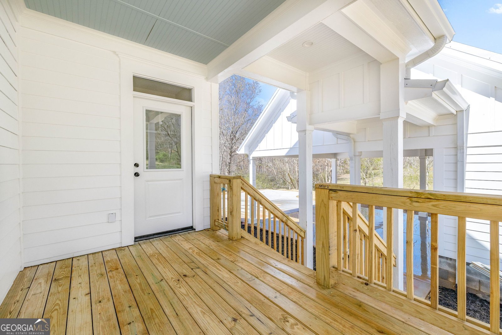 405 Roper Drive Clarkesville - 21