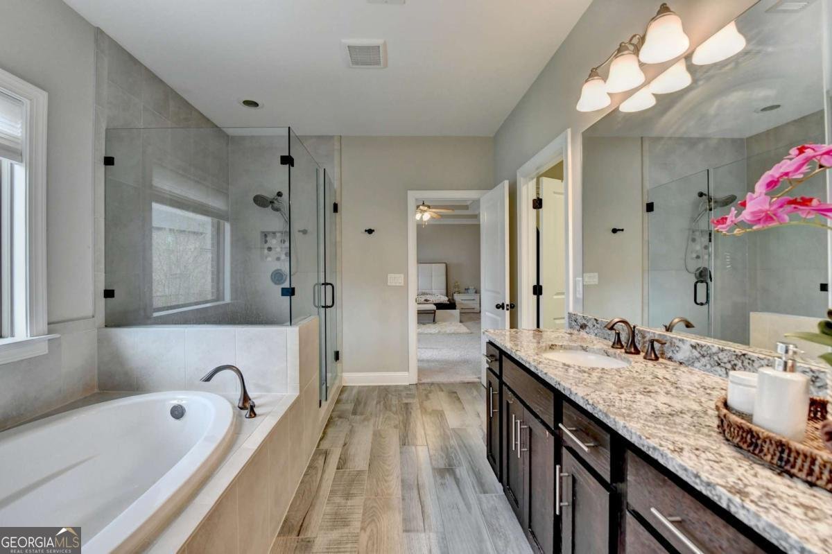 11210 Easthaven Place Duluth - 48