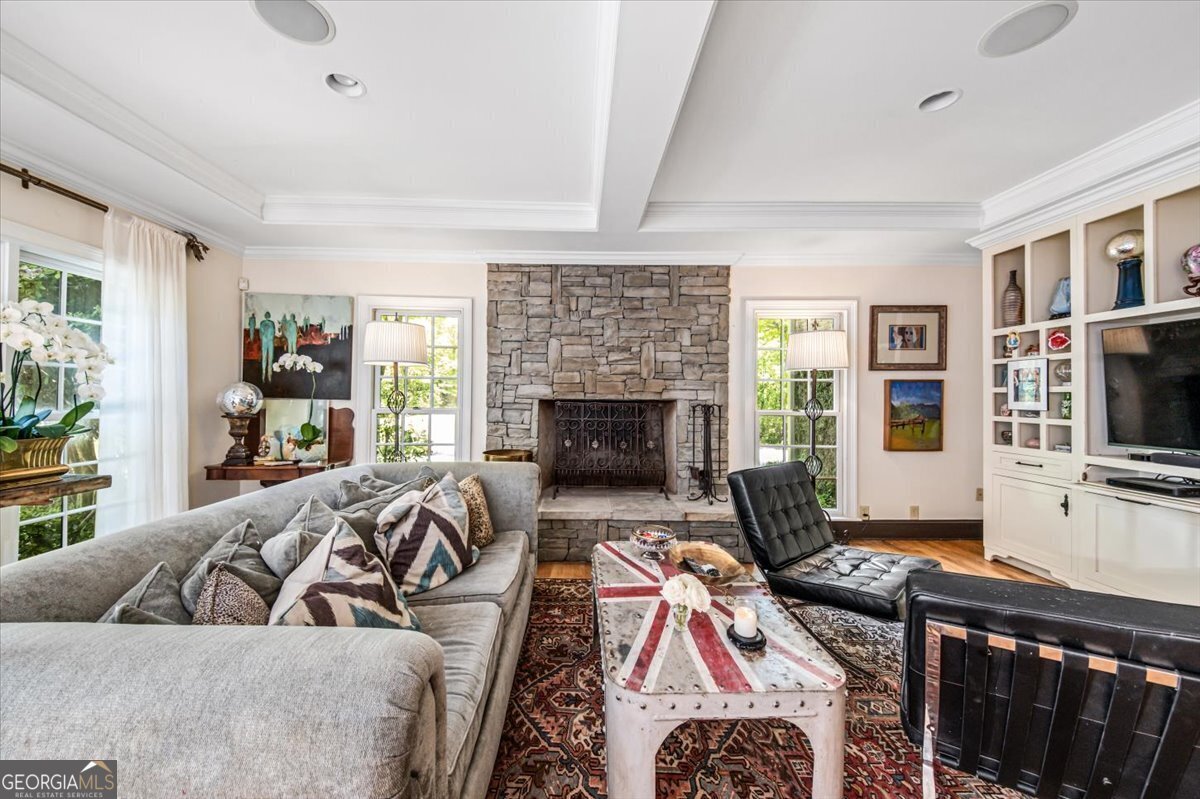 684 Richmond Hill Court Macon - 2