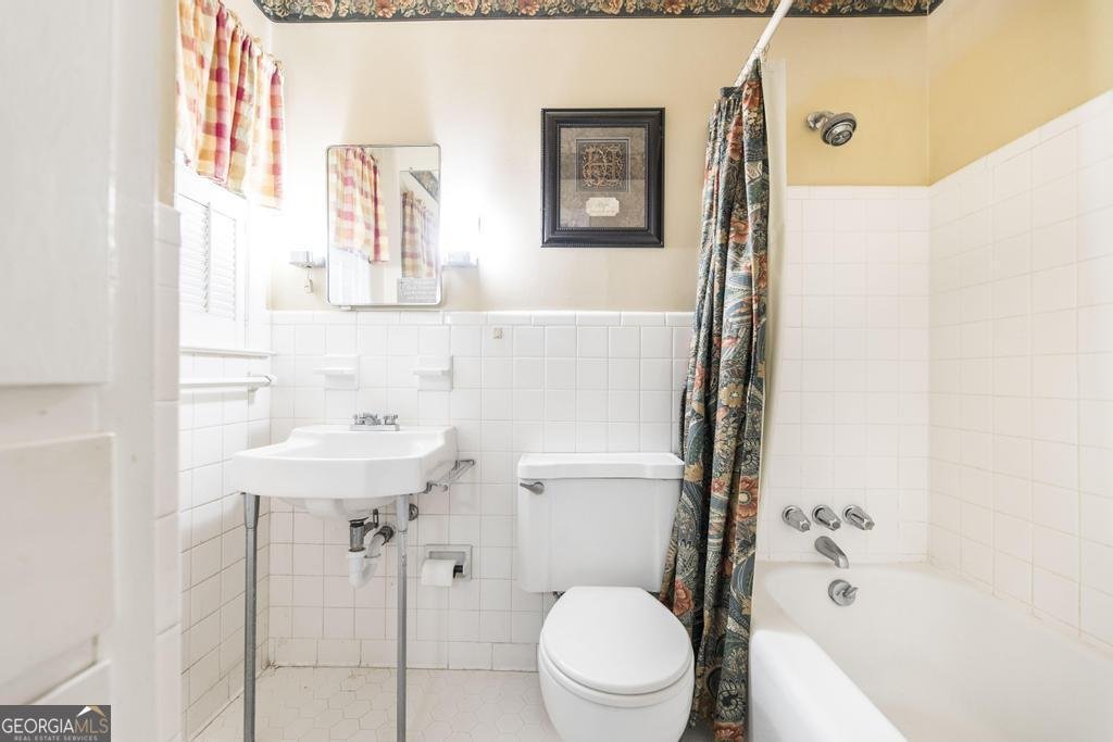 2957 Stuart Drive Macon - 24