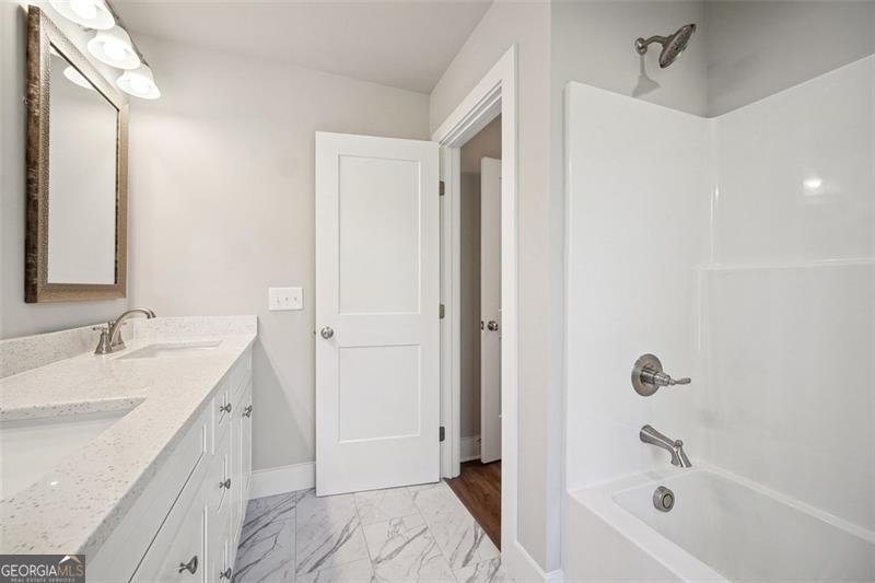 6405 Crystal Cove Trail Gainesville - 35