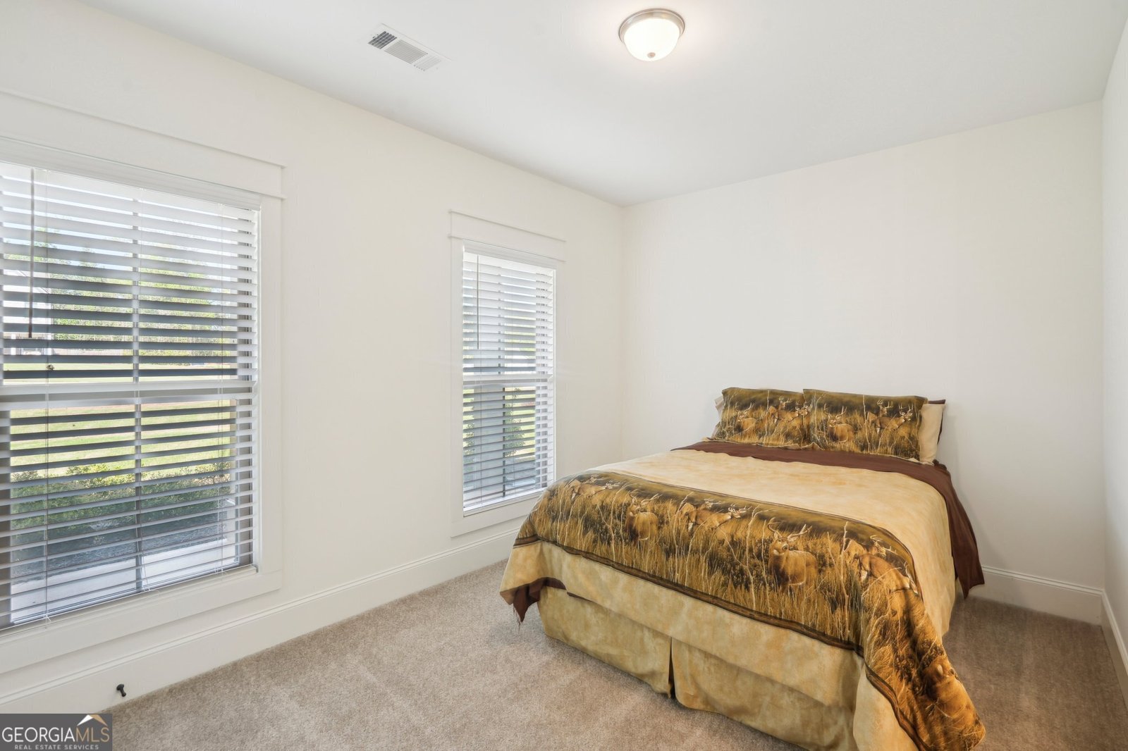 76 Greyfairs Avenue Senoia - 39