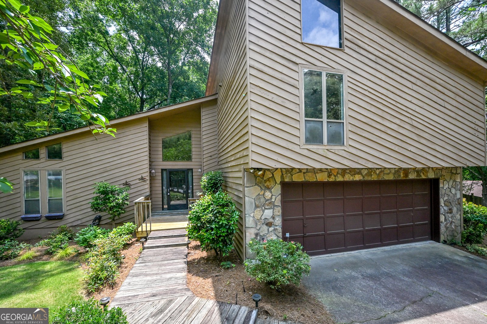 2235 Six Branches Drive Roswell - 1