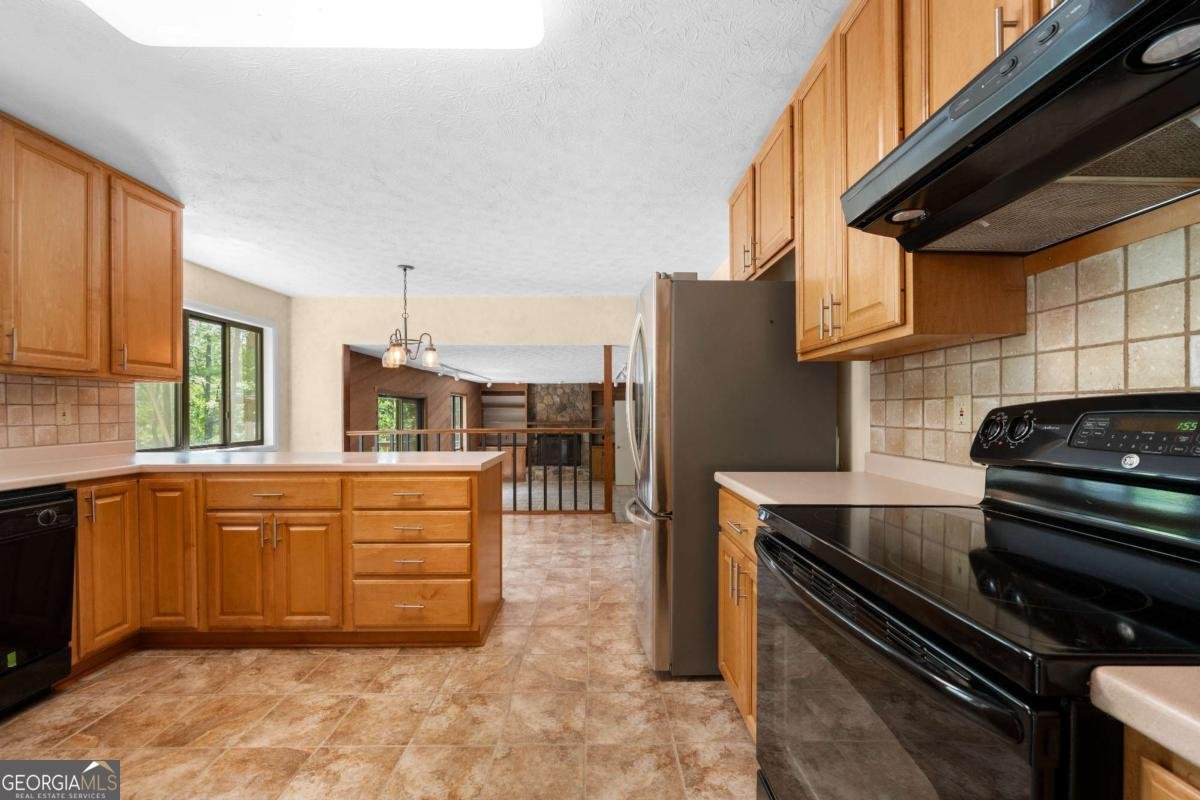 2235 Six Branches Drive Roswell - 10