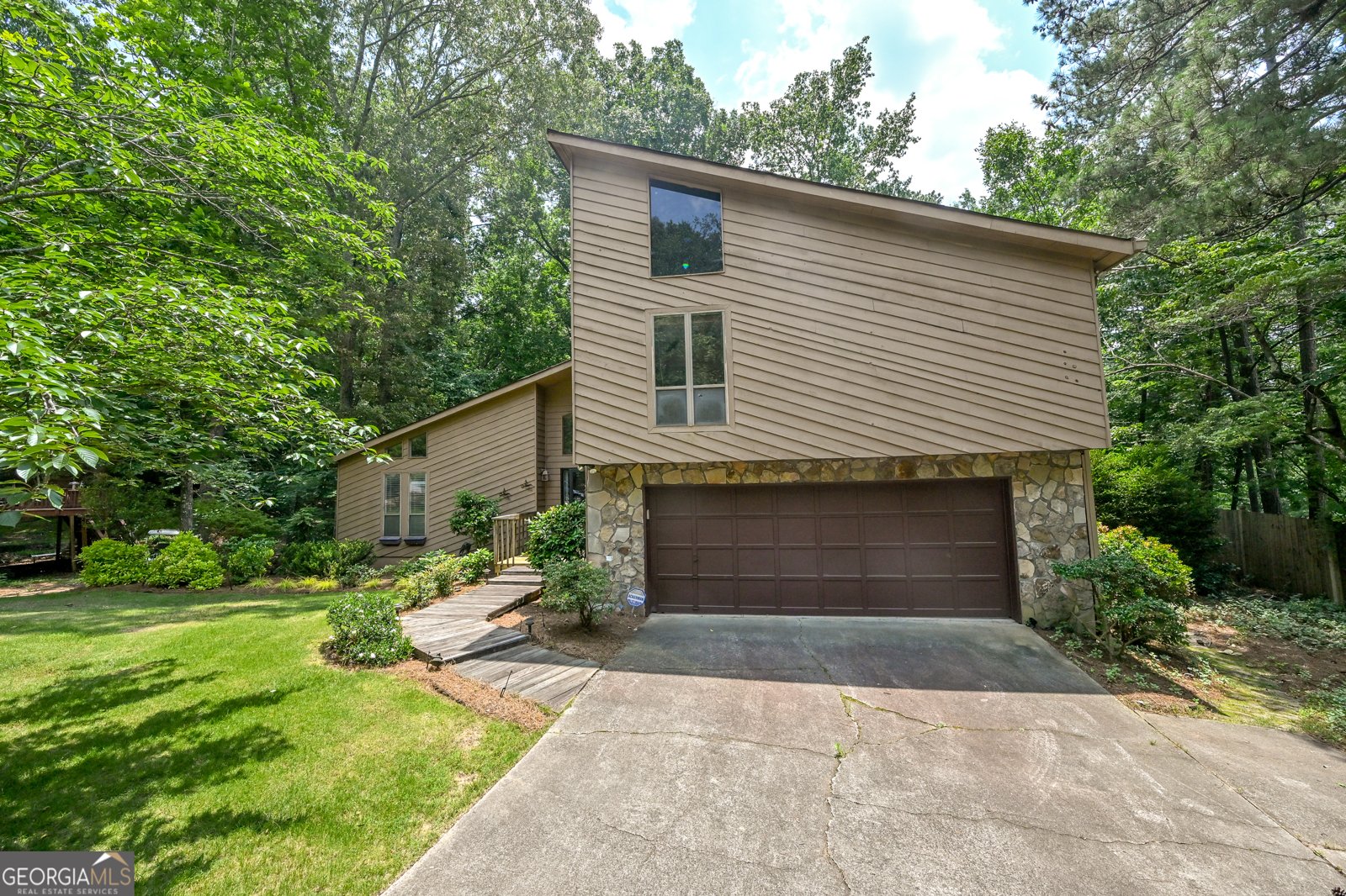 2235 Six Branches Drive Roswell - 2