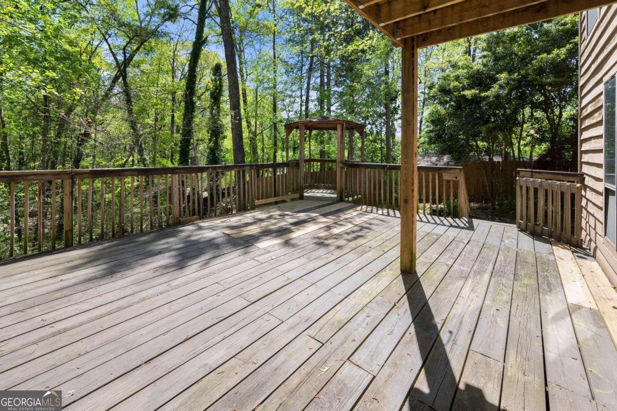 2235 Six Branches Drive Roswell - 31
