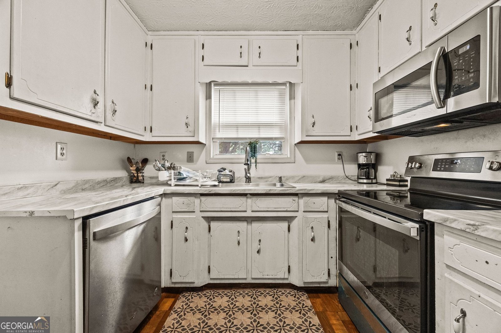 1230 Brook Meadow Court Lawrenceville - 8