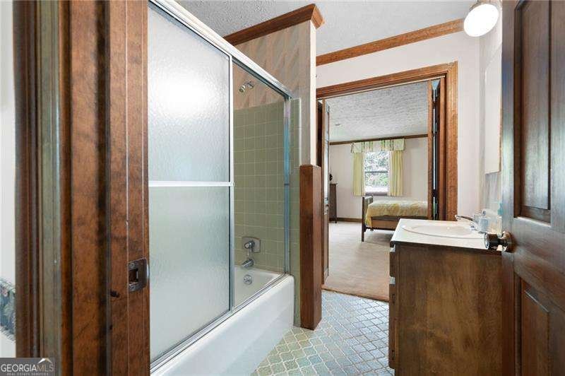 3141 Burnt Hickory Road Marietta - 40