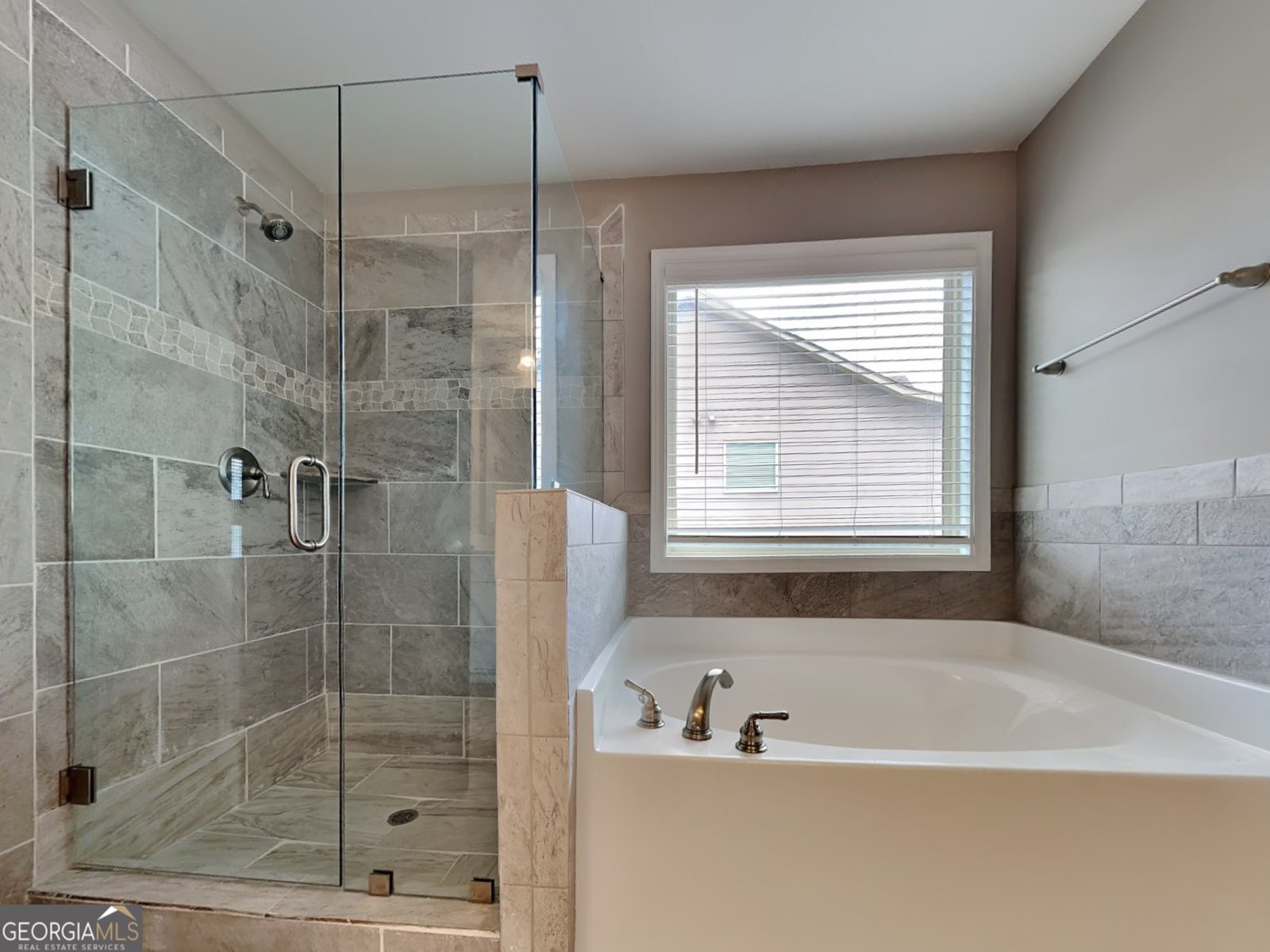 1820 Cobblefield Circle Dacula - 14