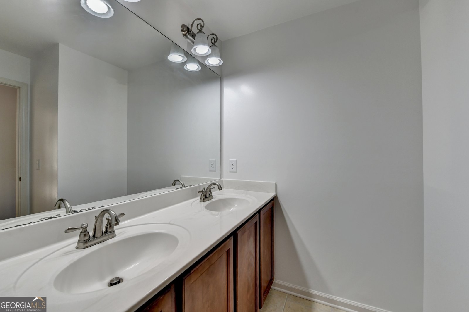 2272 Misty Brook Court Buford - 39