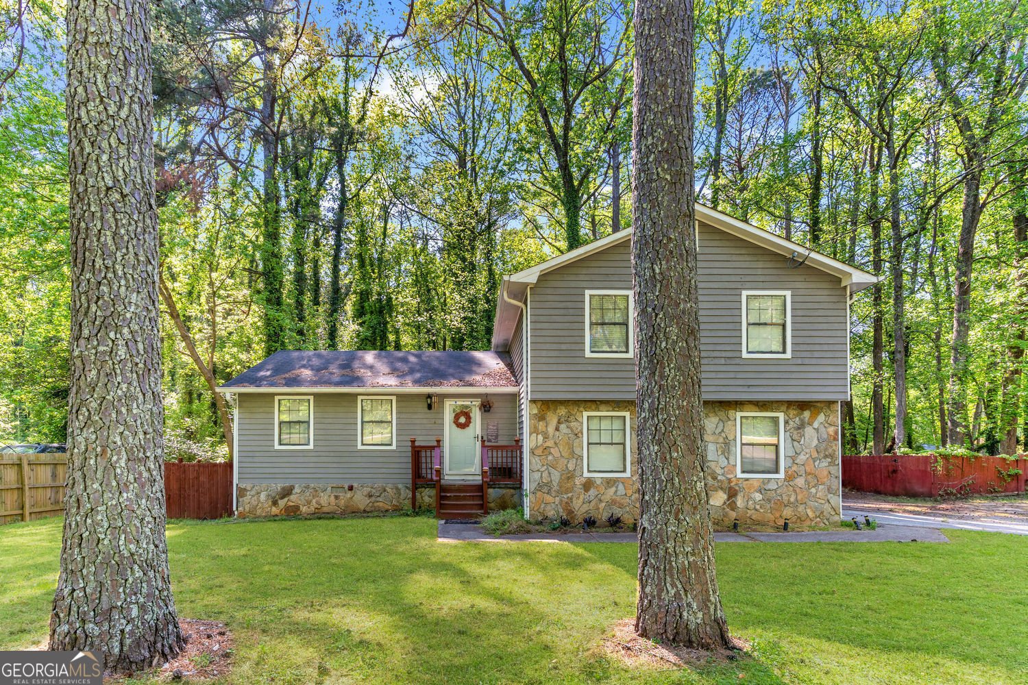 484 Aberdeen Drive Stone Mountain - 2