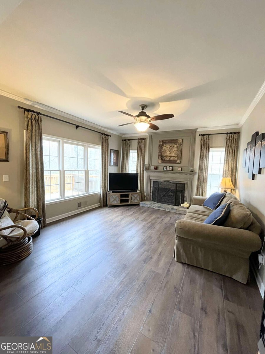 1581 Shetland Pony Court Suwanee - 14