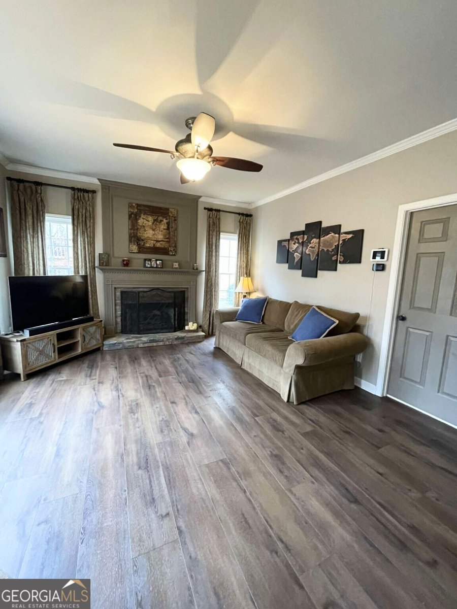 1581 Shetland Pony Court Suwanee - 15